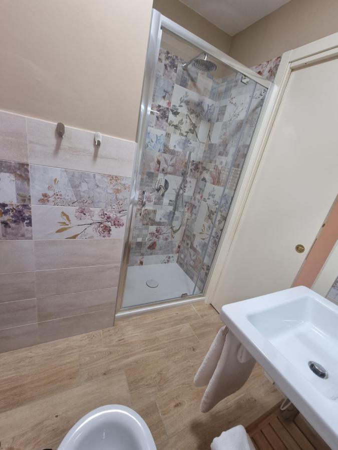 Lucyben Guesthouse カーシャ エクステリア 写真